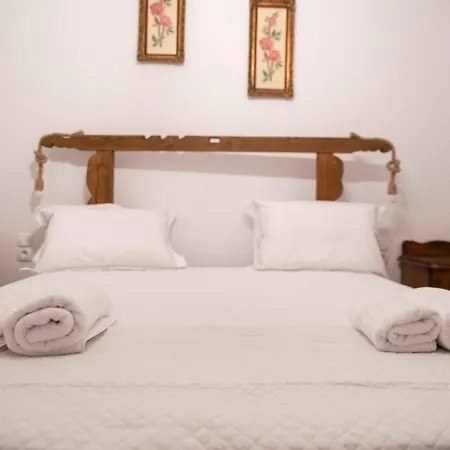 Two Brothers Stone House Holiday home Magarikari