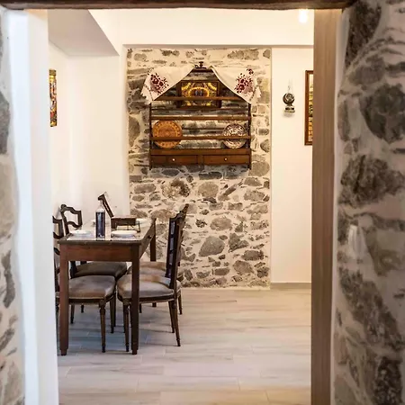 Holiday home Two Brothers Stone House